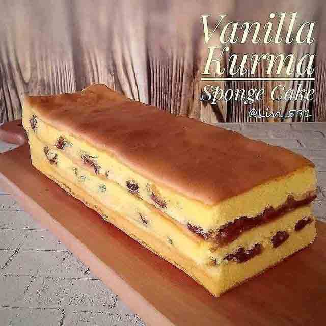 vanilla kurma sponge cake
